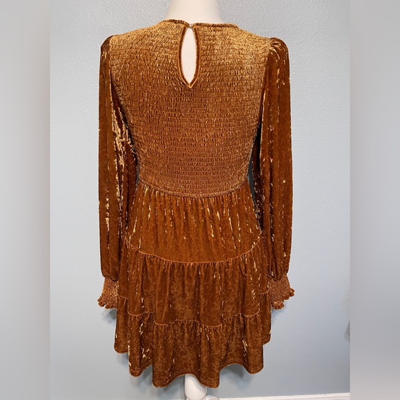 Anthropologie Flying Tomato Velvet Babydoll Mini Dress Gold Tiered Boho Medium - Picture 3 of 6